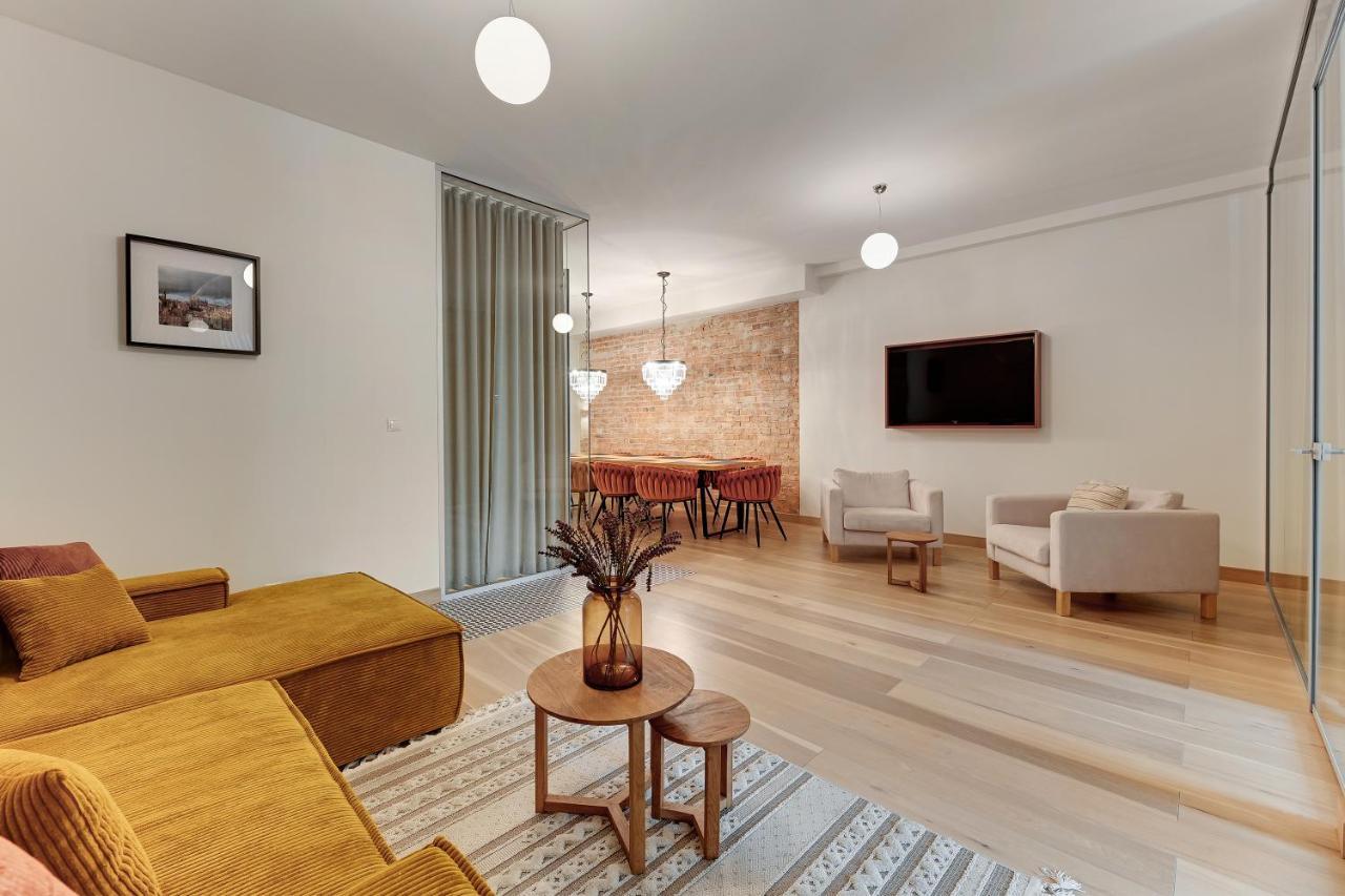 Pure Gdansk - Central Location - By Grand Apartments エクステリア 写真
